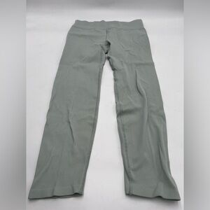 New Women’s high rise 7/8 ribbed seamless‎ leggings size L color pale sea glass.